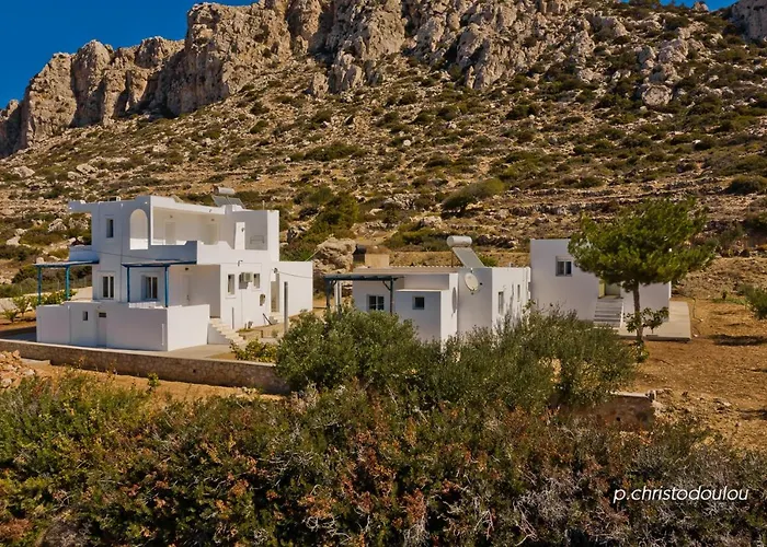 Albatros Studios & Apartments