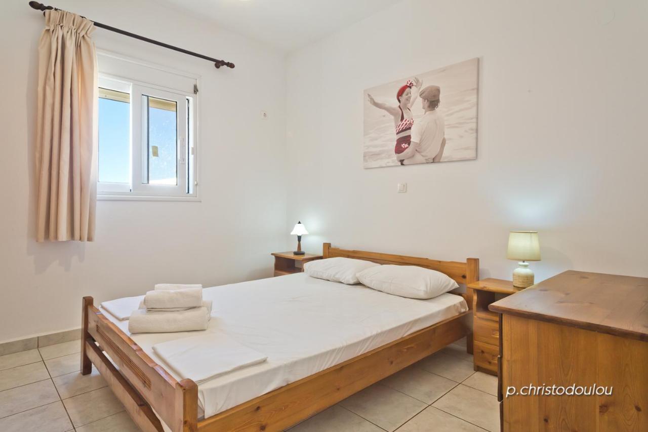 Albatros & Apartament Lefkos (Karpathos)